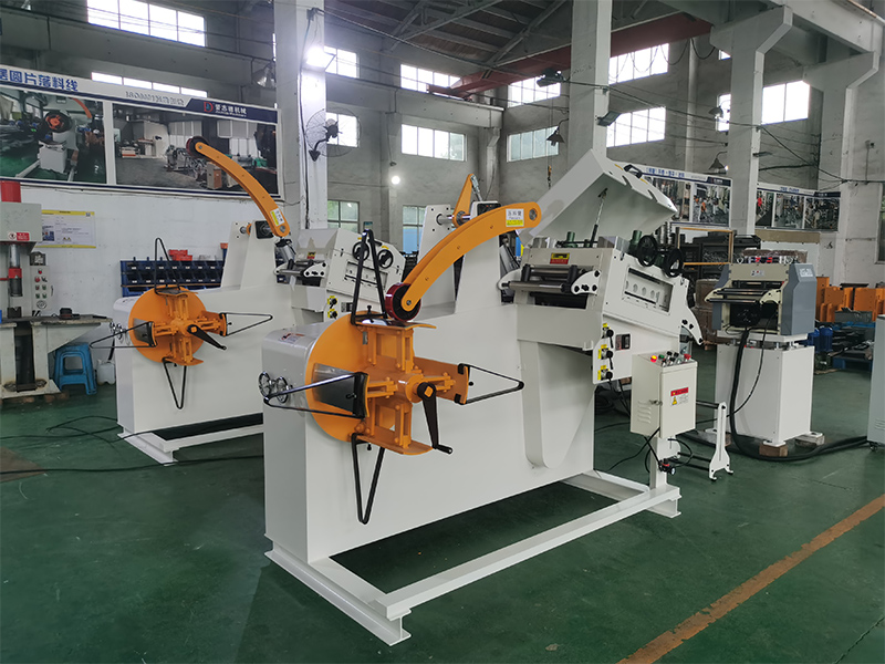 img of Thick Plate Decoiler Straightener GH (0.6-4.5mm)