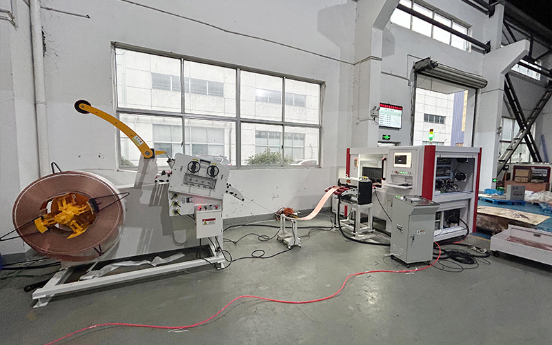 Engineering machinery sheet metal cutting Прымяненне машыны для выпраўлення ліставога металу ў інжынернай тэхніцы