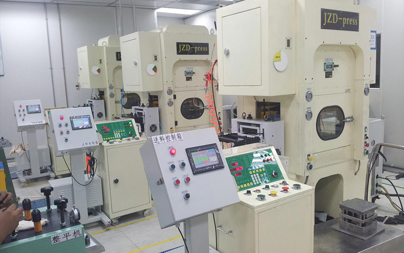 H-frame high-speed press precision punching Perforació de precisió de xapes metàl·liques amb premsa d