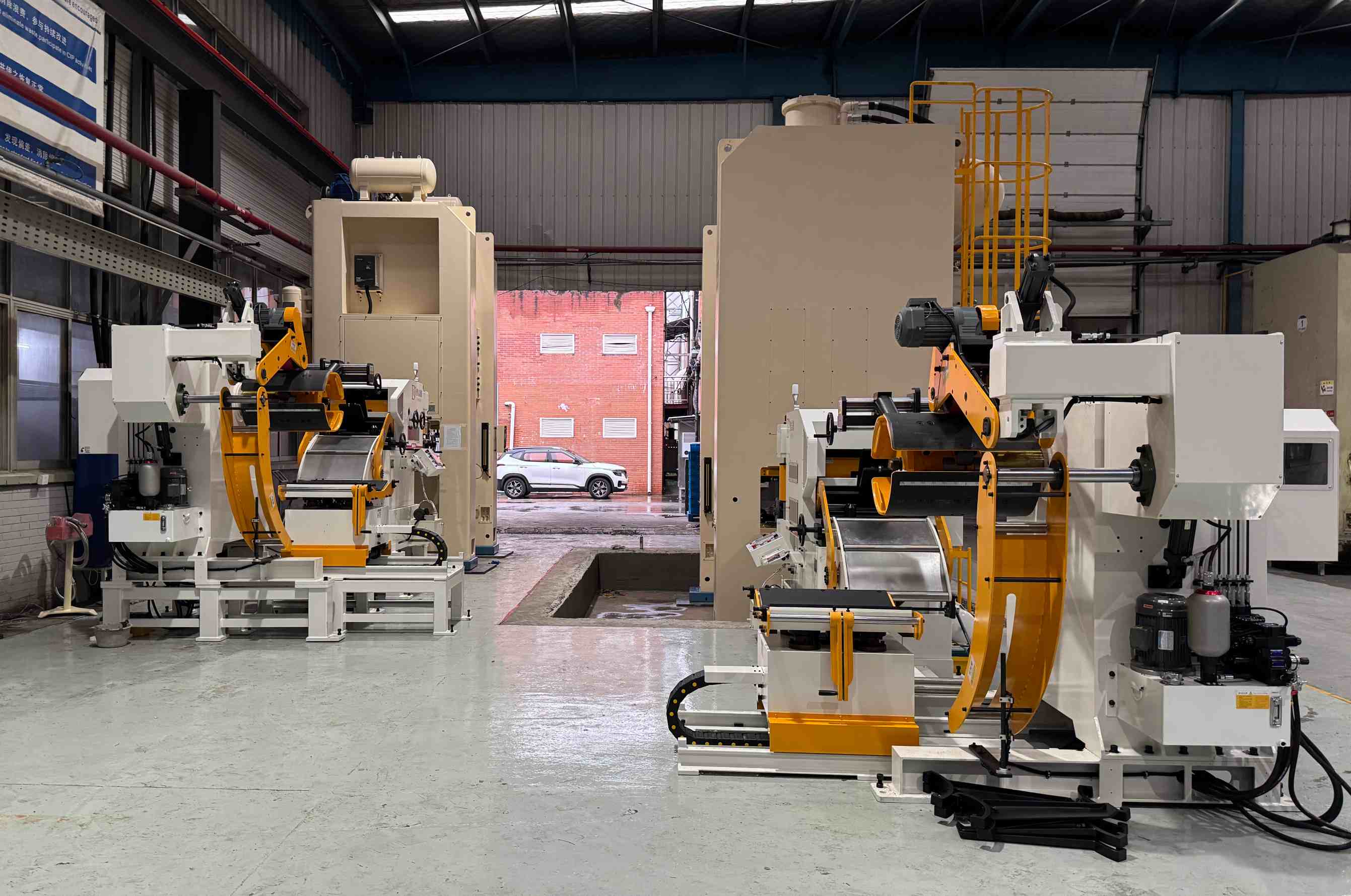 Three sets of decoiler straightener feeders installed at customer factory in Malaysia